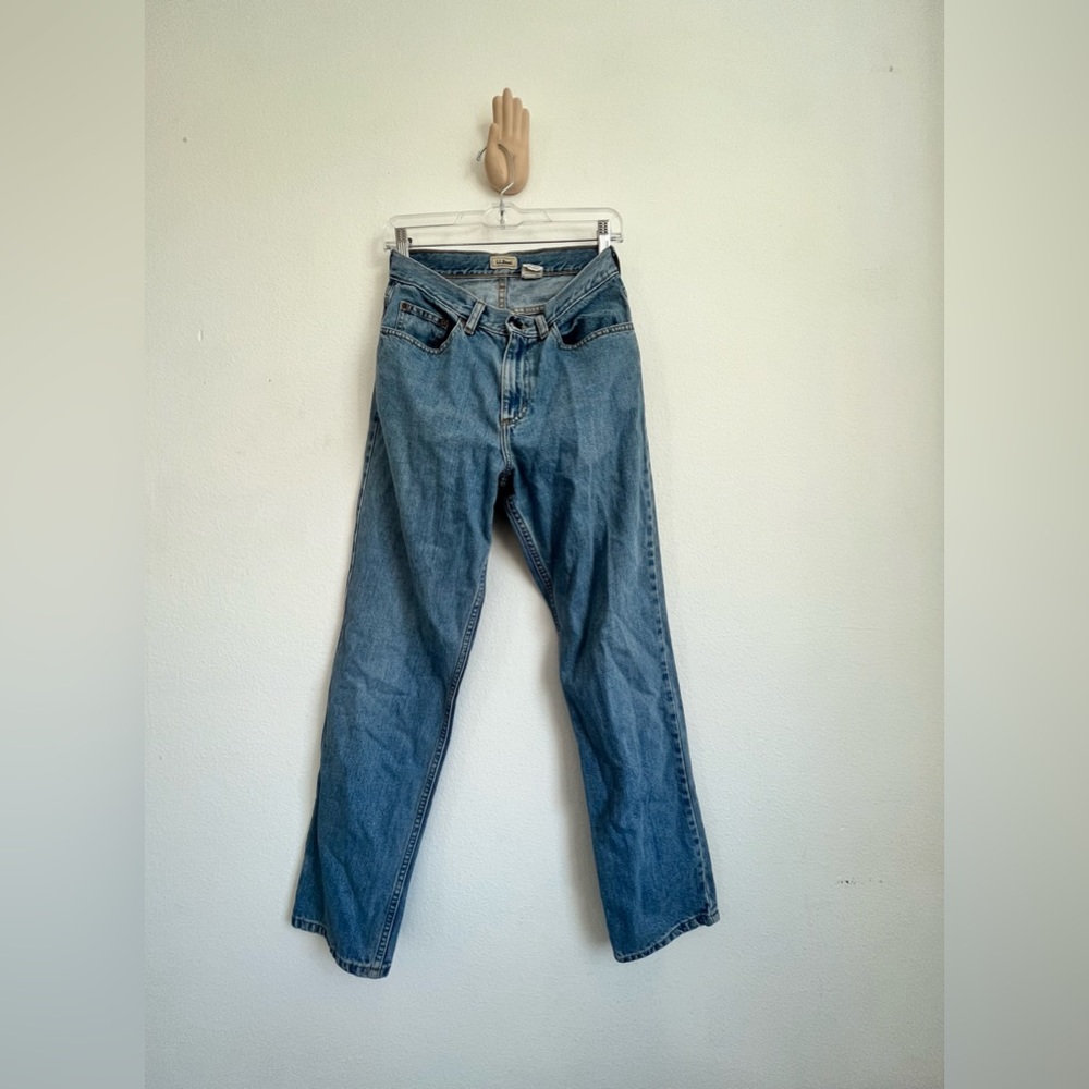 Vintage light wash L.L. Bean jeans Size: 6 - Picture 1 of 4